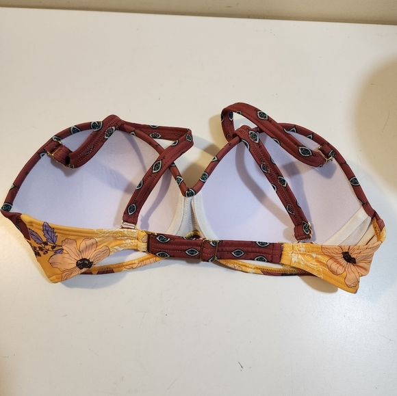 VENUS Floral Yellow Bikini Top Size 34C - Picture 2 of 9